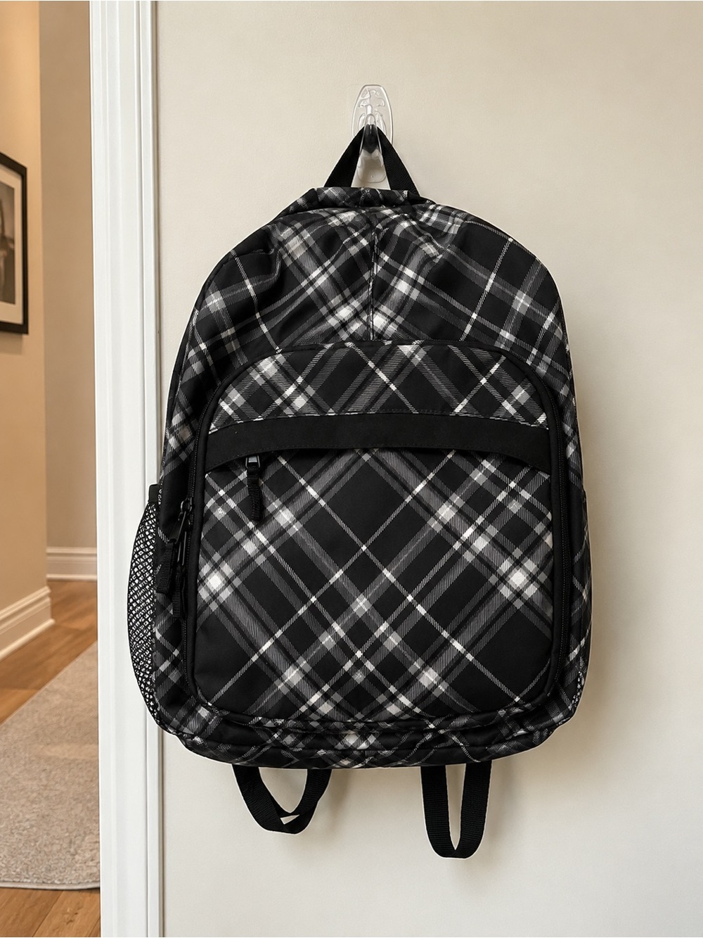 NWOT Thirty-One Black Gray Plaid Backpack Retired Pattern